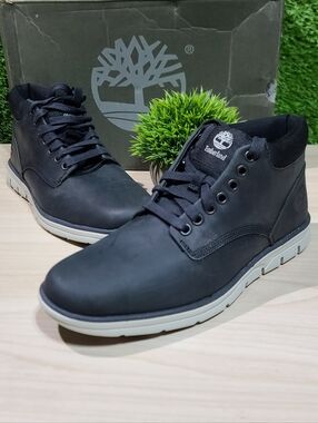 Timberland Bradstreet Chukka Boots - Phantom Saddleback US 7.5 NEW